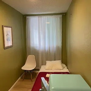 Small Private In With Free Strong Wifi!!! Los Angeles