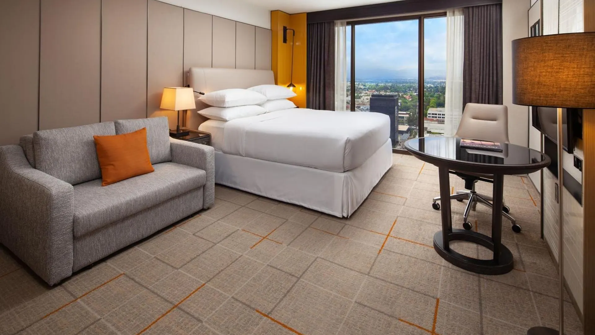 Sheraton Universal Los Angeles Hotel